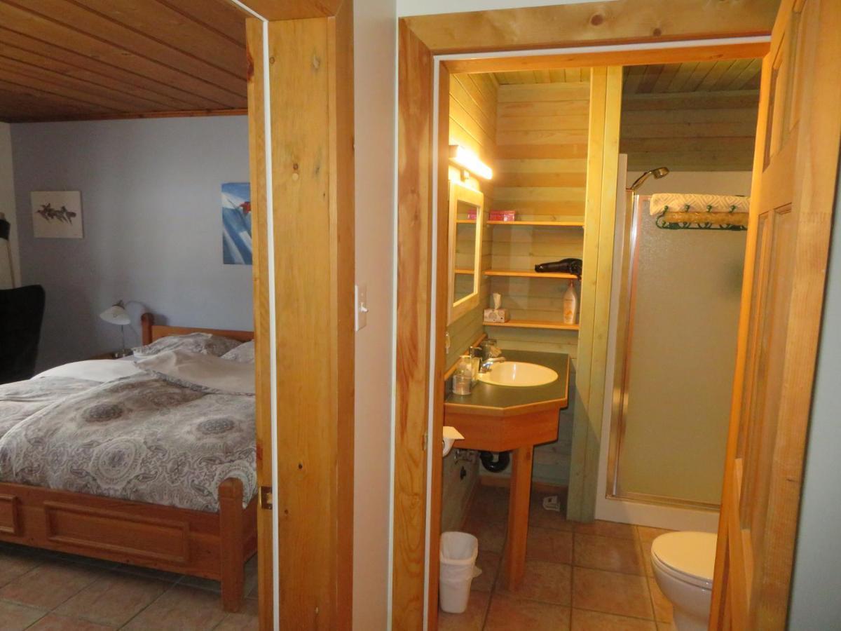 Alpenglow Bed And Breakfast Kimberley Bagian luar foto