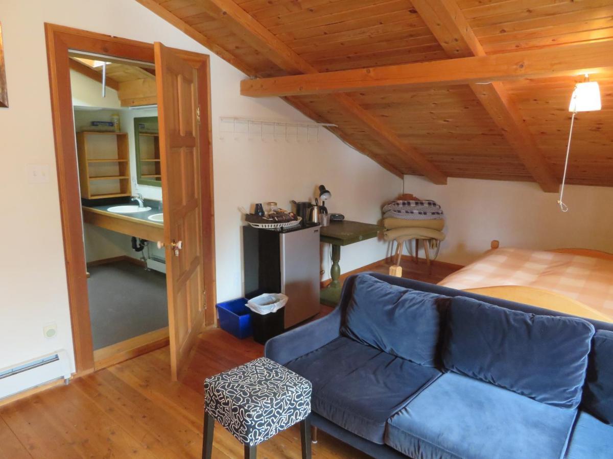 Alpenglow Bed And Breakfast Kimberley Bagian luar foto