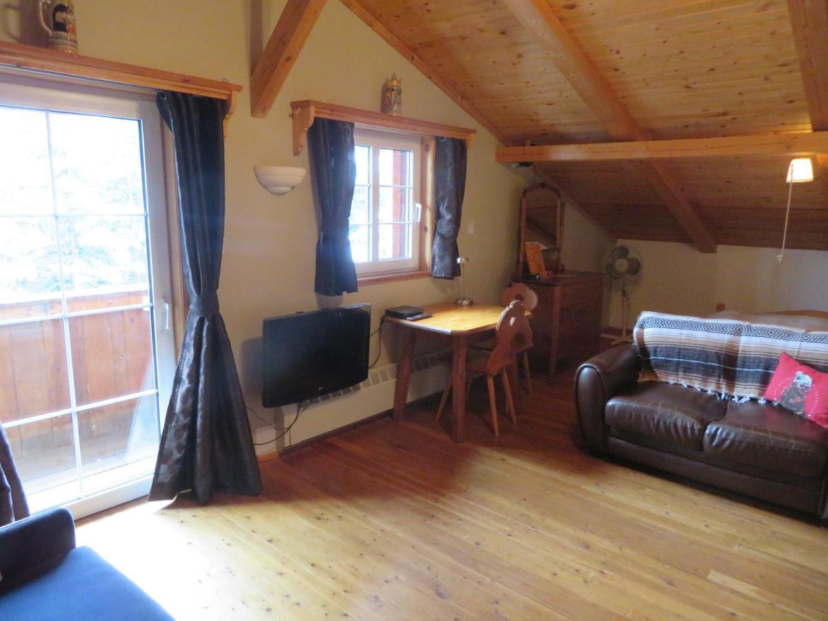 Alpenglow Bed And Breakfast Kimberley Bagian luar foto